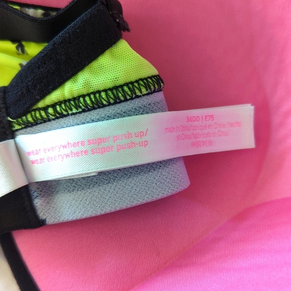 PINK by Victoria Secret Wear Everywhere Super Push-up Bra - Picture 6 of 6